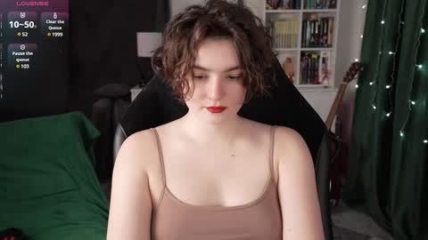 Helen Blossom online show from February 1, 2025, 7:23 pm