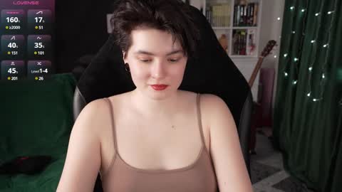 Helen Blossom online show from February 19, 2025, 11:14 pm