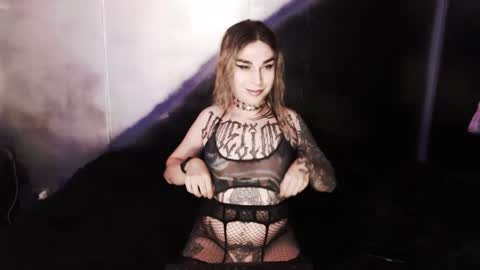 Nikki online show from February 12, 2025, 1:30 am