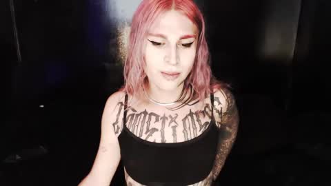 Nikki online show from October 3, 2025, 10:29 pm