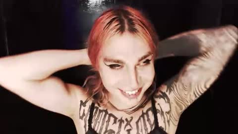 Nikki online show from November 16, 2025, 1:33 am