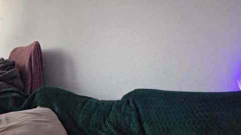 Cyndee Winter online show from October 18, 2025, 3:57 pm