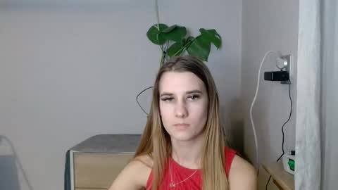 CyntiaNatural online show from February 3, 2025, 5:03 pm