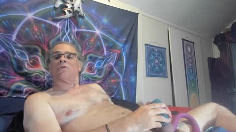 Andrew Thomas online show from September 20, 2025, 12:28 pm