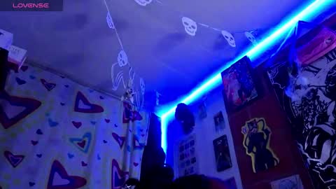 d3m0ny0_0 online show from October 15, 2025, 6:02 am