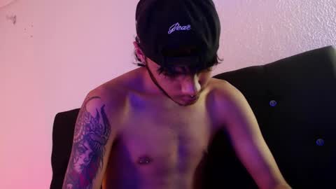 d4ni_king online show from March 5, 2026, 4:52 am