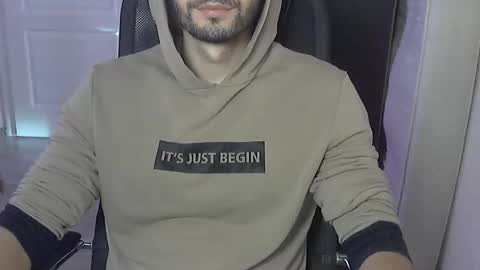 Dolce online show from September 22, 2025, 1:35 pm