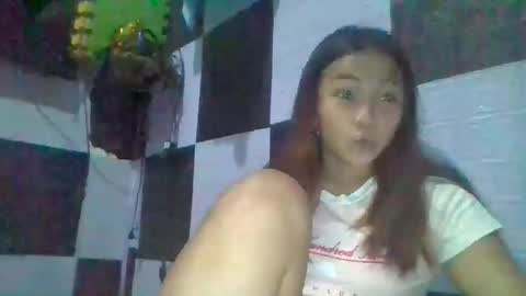 Snapshot of d_i_a_m_o_n_d_24 chatting on May 21, 2026, 12:34 pm d_i_a_m_o_n_d_24 online show from May 21, 2026, 12:34 pm