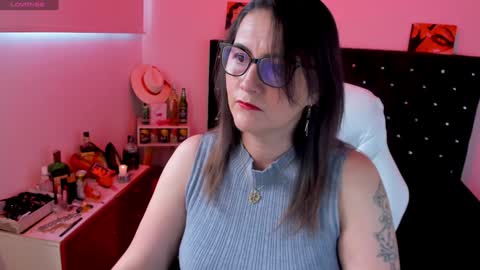 Mia  online show from January 28, 2025, 12:00 pm