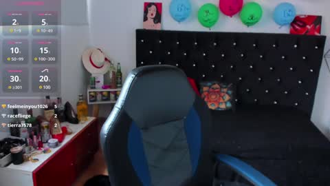 Mia  online show from February 4, 2025, 6:49 pm