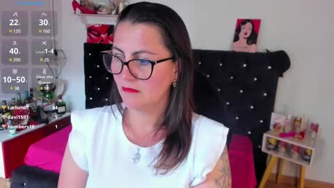 Mia  online show from February 28, 2025, 6:52 pm