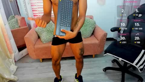 Mauricio online show from February 18, 2025, 8:47 pm