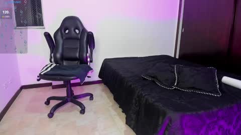 Mauricio online show from March 3, 2025, 11:35 pm