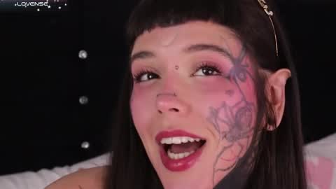 Darlene online show from February 8, 2025, 1:43 am