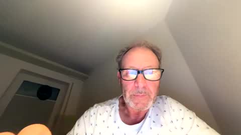 Snapshot of dachdecker7269559338 chatting on July 21, 2026, 10:01 pm Dachdecker online show from July 21, 2026, 10:01 pm
