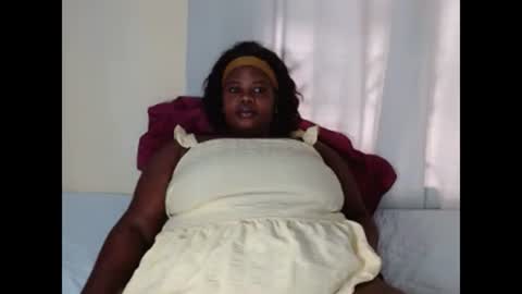 dackchoc21 online show from December 2, 2025, 7:25 am