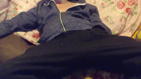 Helmut online show from April 10, 2026, 1:44 am