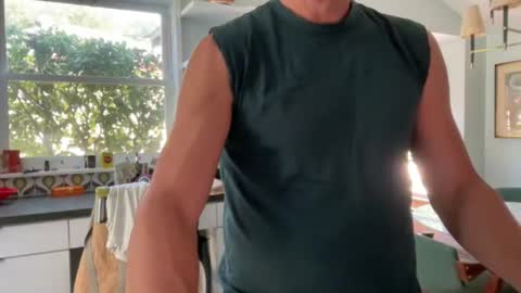 Snapshot of daddycache chatting on August 2, 2026, 4:16 pm bas online show from August 2, 2026, 4:16 pm