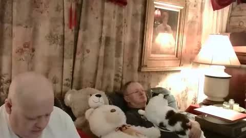 Snapshot of daddycubbyhubby chatting on January 6, 2026, 7:01 am Daddy online show from January 6, 2026, 7:01 am