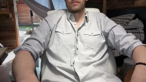 Leo online show from April 4, 2026, 9:45 pm