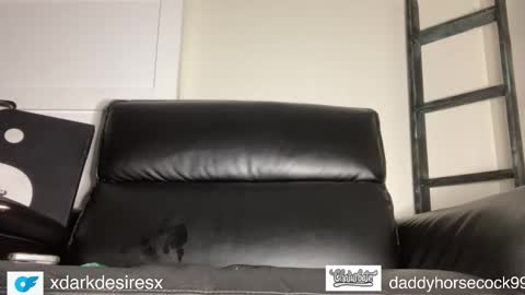 daddyhorsecock99 online show from October 18, 2025, 5:10 am