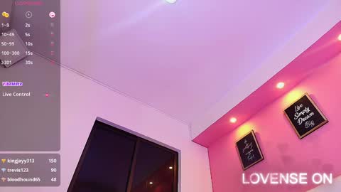 JAZMIN online show from January 9, 2025, 10:41 pm