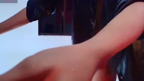 JAZMIN online show from February 20, 2025, 7:52 pm