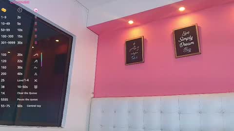 JAZMIN online show from March 3, 2025, 7:39 pm