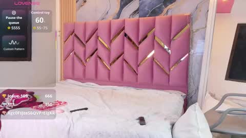 JAZMIN online show from October 15, 2025, 7:36 pm