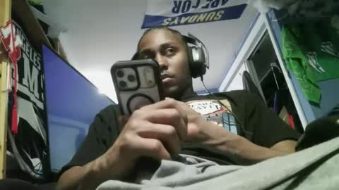 daddyJs cam online show from April 27, 2026, 2:09 am