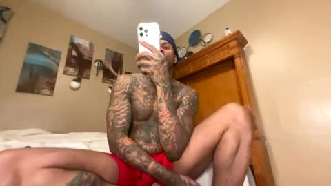 sexy tatted king bbc online show from October 6, 2025, 6:22 am