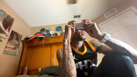 sexy tatted king bbc online show from November 12, 2025, 8:30 pm