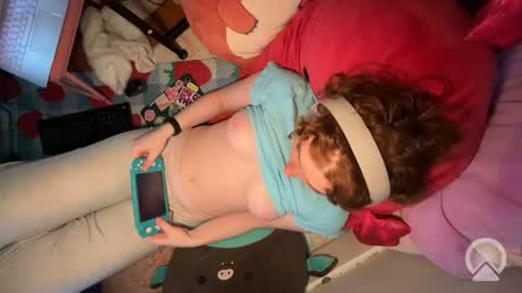 Snapshot of daddysdollhouse chatting on June 10, 2026, 3:29 am Saoirse online show from June 10, 2026, 3:29 am