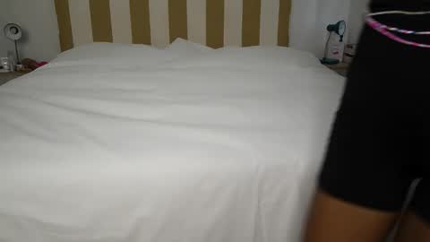 daddyslittleebony online show from February 27, 2025, 10:48 am