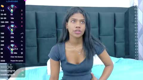 Anny  online show from September 9, 2025, 7:46 pm