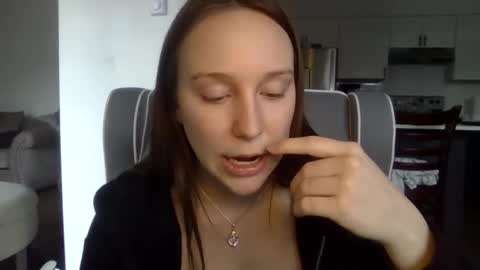 daddys good girl online show from March 11, 2025, 6:30 pm