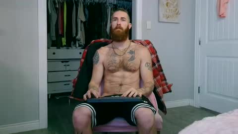 daddyunlocked1 online show from November 18, 2025, 2:43 pm