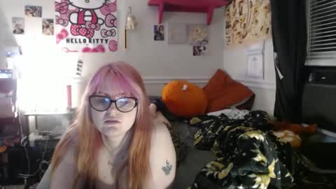 dadsdoll2 online show from April 11, 2026, 3:33 am