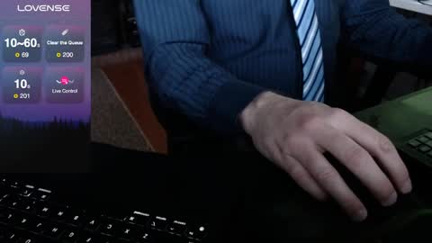 Snapshot of dadssecret69 chatting on April 7, 2026, 12:16 pm DadsSecret online show from April 7, 2026, 12:16 pm