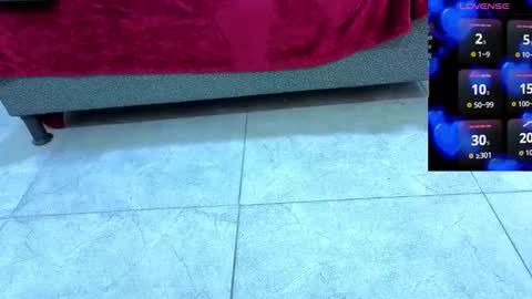 daffnelewis online show from March 19, 2026, 11:14 am