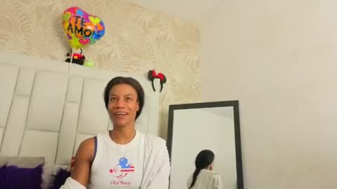 daffnelewis online show from April 18, 2026, 11:14 am