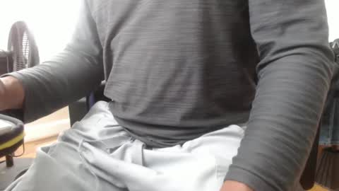 daffyduck71 online show from February 12, 2025, 6:19 pm