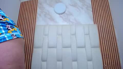 Dafne Castro online show from October 8, 2025, 7:11 pm