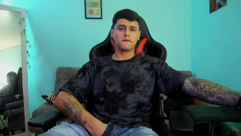 my name is Jhon and I live in colombia online show from December 31, 2024, 6:59 am