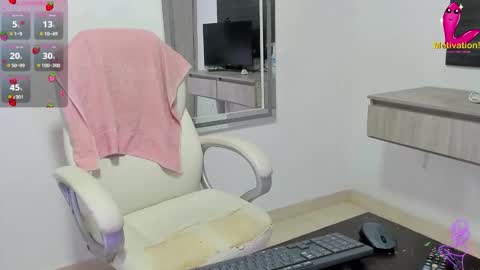 Dahian  online show from October 2, 2025, 12:12 pm