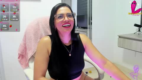 Dahian  online show from November 8, 2025, 1:22 pm