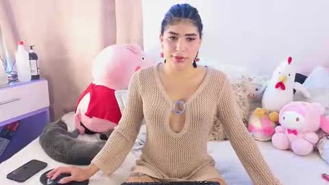 Dahiana online show from February 21, 2026, 6:53 pm