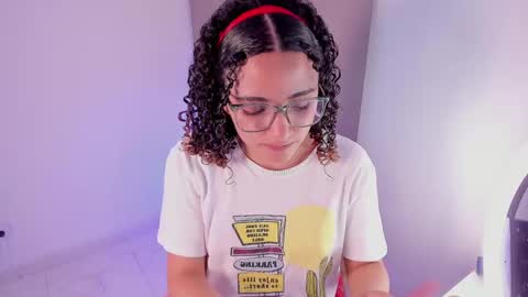 Snapshot of dahliabrowniee chatting on March 6, 2025, 7:36 am Dahli online show from March 6, 2025, 7:36 am