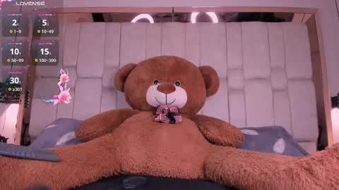 Daia Ortiz  online show from October 19, 2025, 8:09 pm