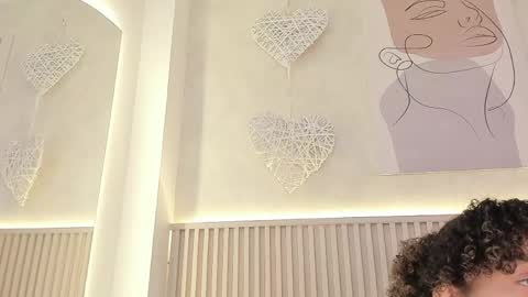 Daiana online show from April 19, 2026, 7:38 pm